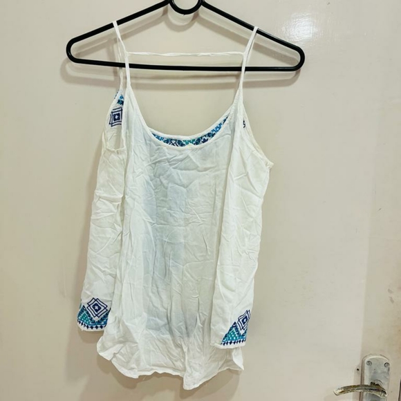 White cotton embroidered top - Picture 2 of 6
